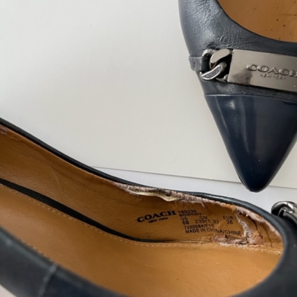 (*2 for $30) Leather Coach Navy Pumps size 6 - Picture 6 of 14